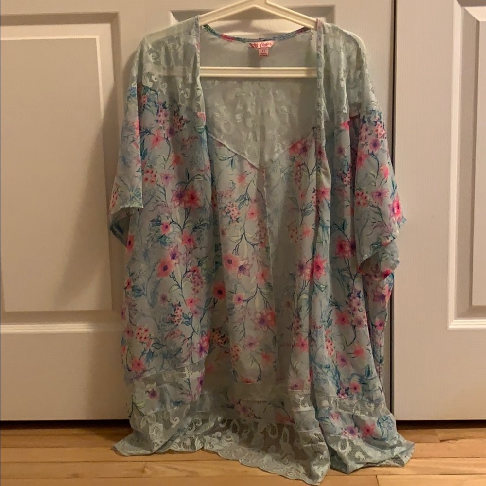 Candies Size XL Lace and Floral Print Kimono
